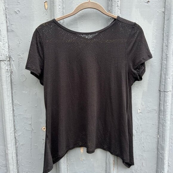 Lululemon Black Loop Around Tee, size M - Picture 4 of 10